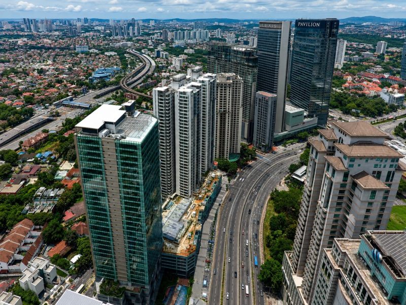 Superstructure RC Works - 3 Commercial Blocks with 5-Level Podium: 2 x 40-Storey Serviced Apartments (264 Units) and 34-Storey Office Tower (KLTrillion)