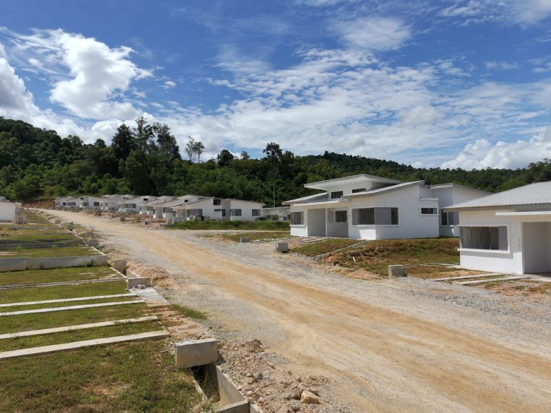 Design, Build and Completion of 1,422 Units Single Storey Semi-Detached Houses with Infrastructure Works